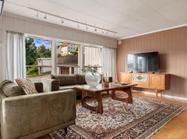 Basecamp Dramsvegen Aurora Viewpoint, ubytování s lázní onsen v destinaci Tromsø