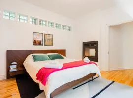 Colorful Downtown Apartment with Terrace