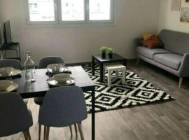 Chambre Privée Cosy- Dans Appartement Moderne en Colocation- Tram A-V1-2, отель в городе Мериньяк