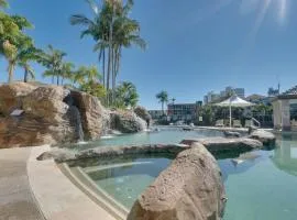 1 BR in Gold Coast City Center with Balcony Views