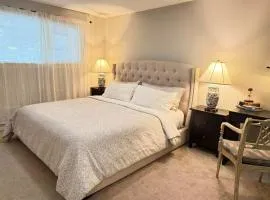 Pet Friendly Bellevue Condo with Stunning City Views