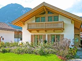 Holiday apartment with 2 bedrooms, Hotel in Garmisch-Partenkirchen
