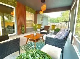 Oasis Escape Home Near Disney, Nature and BBQ