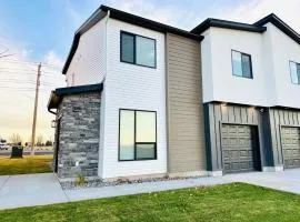 New 3BR Home w Garage Near BYU-Idaho
