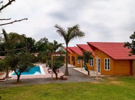 Mandarhemia Club, hotel em Huaral