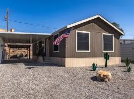 Desert Escape close Trails & River