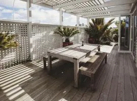 The Front Office - charming 3BR heritage home