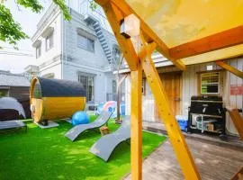 愛犬と暮らすように過ごせる一棟貸しヴィラ イヌサウナリゾート伊豆白浜