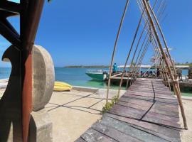 El Arca, hotel in Tintipan Island