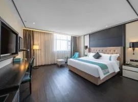 Xana Hotelle Jinan Daminghu North Gate