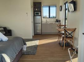 Katelyn Studio Rural Lake Taupo, hotel a Kinloch