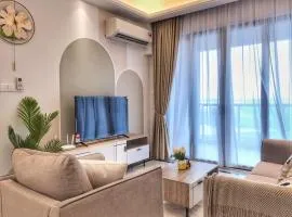 R&F Princess Cove 2BR Sea View JB CIQ Spacious