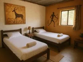 Bushman Spoor Backpackers