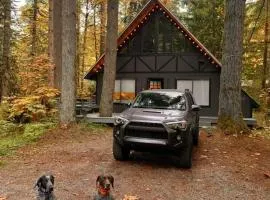 Luxury A-Frame with Hot Tub, Fireplace & Firepit
