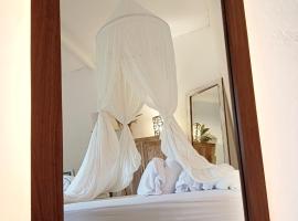 Gusti Ayu Private Bali House - 2 Bedrooms near Kerobokan, hotel in Kerobokan