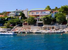 Apartments Ana, hotel v destinaci Vinišće