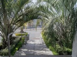 Apartment 22 - stylish retreat in central location