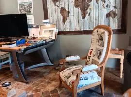 Maison Au Bord de l'eau