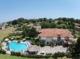 Hotel Livithra, hotel di Paralía Skotínis