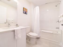 Corporate Stays Junction 2 Bedrooms, villa in Halifax