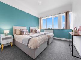 Stylish 2-Bed Retreat Near Twickenham Stadium, hotel in Twickenham