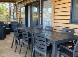 Mobil home familial - 3 chambres - 45 m2 - N 211, hotel v destinaci Saint-Julien-en-Born