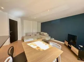 T4 moderne parking Théodore Bac - DABNB