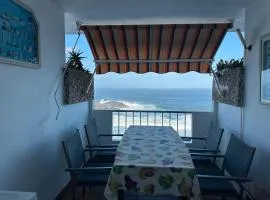 Casita acogedora frente al mar