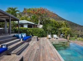 Tranquil St Barths Retreat with Pool, hotel v destinaci Anse des Cayes