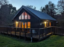 Bracken Lodge, hotel in Dalavich