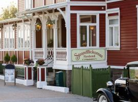 Strandflickornas Havshotell Lysekil, hotel with hot tubs in Lysekil