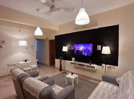 Electrifying 2BHK Gateways, hotel i Bangalore