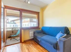 Hostdomus - City Center Apartment