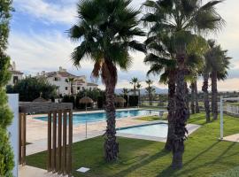 Casa Premium & Cozy, Piscina, Golf, WiFi, TV 65'', Aire Acondicionado, spahotell i Fuente Alamo