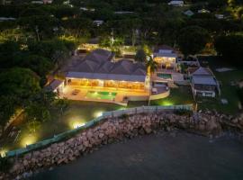 Turtle Cove House by Le Haus, hotel v destinaci Matthews