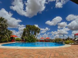 San Francisco De Las Sierras, hotel com piscina em Minas