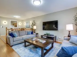 Parking, Steps to Metro! DC Gem 3 Mi to Nat’l Mall