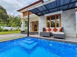 Karuna Villa with Garden