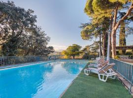 Tordera Village、トルデラのホテル