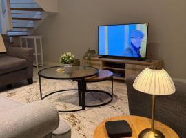 School Path, Hotel in Ironbridge