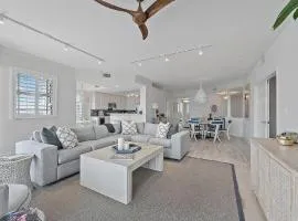 Luxurious Three-Bedroom Oceanfront Penthouse with Resort Amenities