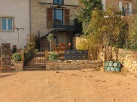 La Bauderie, Hotel in Bussières
