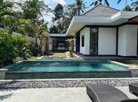 Guru Darma Villa, hotel in Penginyahan