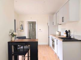 Garden Apartment with Private Entrance, готель у Дубліні