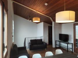 Apartamentos Casa Yaya al lado de Port Aventura, hotel en Vila-seca
