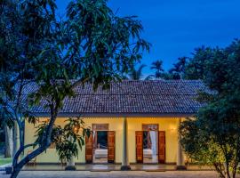 Green Hideaway - Villa with Private Pool, 8 mins to Galle Fort，位于高尔的酒店