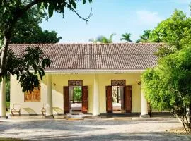 Green Hideaway - Villa with Private Pool, 8 mins to Galle Fort