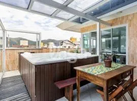 LUGA: Duplex Luxo | SPA Privativo c/ Vista Mar