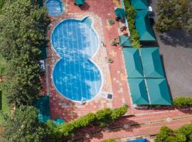 Three Rivers Resort Maragua，位于Maragua的酒店