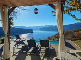 Moon Lake Bicaz - Casa Oia